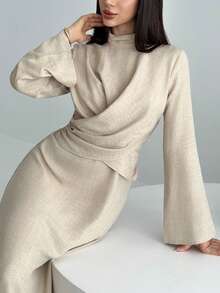 Aloruh Khaki minimalistischer Büro-Pendler-Outfit, strukturierter Stoff, neue Herbst/Winter Version, lange Glockenärmel, Stehkragen, geraffete Taille A-Linie langes Kleid für Frauen