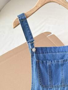 Comfortcana 大碼補丁貼口袋百褶下擺牛仔背帶裙不帶T恤 - 中等水洗藍 - 查看 5