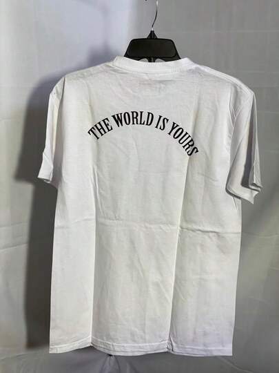Playera Streetwear "The World Is Yours" con Ángel Urbano