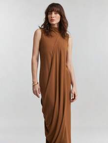 Ontre 2026SS Women's Red-Brown Faux Wool Blended High-Stretch Fabric Comfortable & Skin-Friendly Asymmetric O-Shaped Ruched Design 2 In 1 Mock Neck Straight Dress With Wrapped Ruched Decor, Modern Urban Casual Business Commuter High-Quality Airport Fashion Modern Urban Casual Fashion Business Casual Women's Office Wear Low-Key Old Money Style Effortless Temperament High-End Urban Commuting High-Quality Airport Women's Wear High-End Material - Brown - View 5