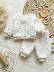 SHEIN Vintaside Kids 2pcs Baby Outfit, Cute Rabbit Pattern Sweatshirt And Fuzzy Long Pants Set, Milky White, Autumn/Winter - Pink - View 2