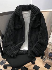 Manfinity Joysei Manfinity翻盖细节纽扣前襟法兰绒抓绒夹克，男士前襟纽扣长袖口袋简约夹克，休闲日常穿着，秋冬季节，男友礼物，外出穿着，泰迪绒内衬外套，街头风，美式复古街头风夹克，Grunge风格 - 黑色 - 查看 1