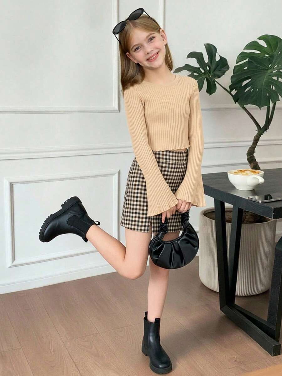 SHEIN 女童针织喇叭袖上衣和开衩下摆格子裙套装，基本款和百搭款，休闲学院风服装，女童服装，开学季 - 卡其色 - 查看 1
