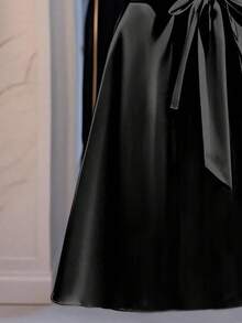 Franclia 女士优雅纯色收腰连衣裙 夏季大学校园服装 - 黑色 - 查看 4