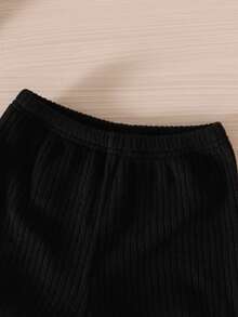 SHEIN Vintaside Kids 2件組男嬰黑色條紋POLO衫上衣與短褲套裝，柔軟羅紋面料幼童夏季休閒紳士風家庭穿搭，6個月-3歲 - 黑色 - 查看 6