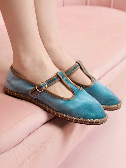 CUCCOO DOLLMOD Women's Navy Blue Elegant Velvet Classic Comfortable T-Strap Mary Jane Flat Shoes