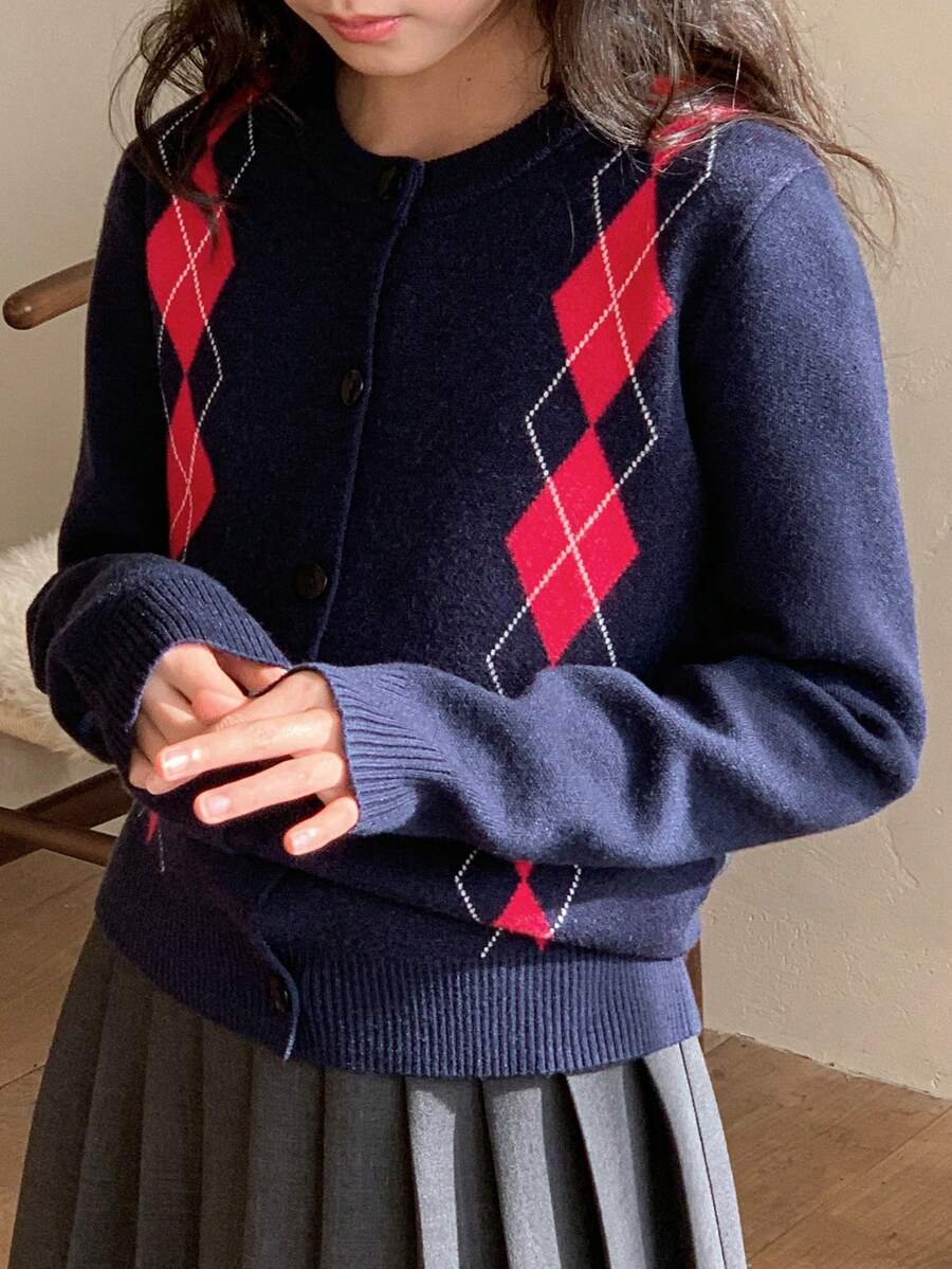 DAZY 少女日常通勤学院风菱格纹纽扣开衫，秋冬款 - 藏蓝色 - 查看 1