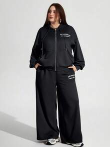 Enliva Conjunto de moletom e calça de moletom plus size feminino, conjunto esportivo casual folgado com capuz e calça de moletom, estampa de letras e detalhes de bolso, roupas de outono e inverno para mulheres, CURVE PLUS, para corpo tipo maçã/arredondado - Preto - Ver 5