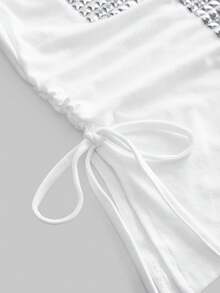 ROMWE J-Fashion Áo thun nữ Y2K đính đá chéo, viền đen, không dây, có dây rút - trắng - Xem 4