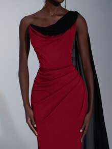 Elitara Elegante y lujoso vestido maxi con cola, de punto elástico en color café oscuro combinado con gasa plisada negra, con hombro asimétrico, manga abullonada y abertura sexy, para eventos formales de mujer - Burdeos - Ver 4
