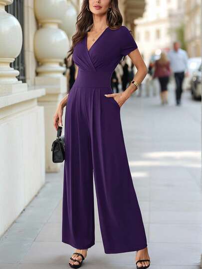 Editum Kvinnors V-ringad Enfärgad Jumpsuit med kort ärm, enkel & fashionabel för sommaren