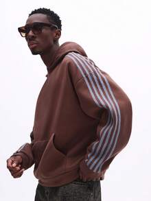 SUMWON 经典宽松版型套头连帽衫，横条纹设计，长袖，中央口袋，休闲街头风，秋冬舒适之选 - 棕色 - 查看 5