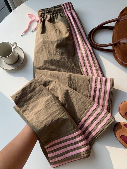 Comfortcana Pantalones de chándal casuales y holgados con cintura elástica y rayas laterales marrones para mujer