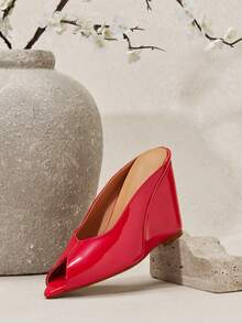 SHUZIA 女士时尚简约坡跟凉鞋 - 酒紅色 - 查看 1