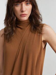 Ontre 2026SS Women's Red-Brown Faux Wool Blended High-Stretch Fabric Comfortable & Skin-Friendly Asymmetric O-Shaped Ruched Design 2 In 1 Mock Neck Straight Dress With Wrapped Ruched Decor, Modern Urban Casual Business Commuter High-Quality Airport Fashion Modern Urban Casual Fashion Business Casual Women's Office Wear Low-Key Old Money Style Effortless Temperament High-End Urban Commuting High-Quality Airport Women's Wear High-End Material - Brown - View 3