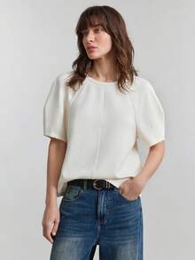 Ontre 女士浅杏色亚麻质感舒适弹力面料圆领插肩袖H字型设计，袖口收褶，胸衣拼接装饰，现代都市休闲商务通勤高品质机场服装，圆领T恤系列 - 杏色 - 查看 6