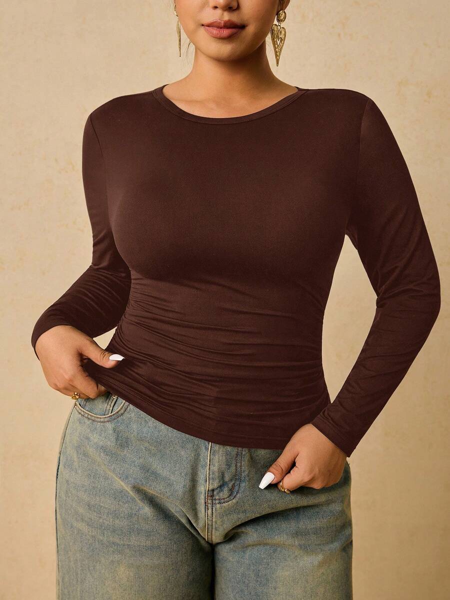 Travachic 加大码女式黑色长袖圆领保暖内衣，腰部褶皱收腹T恤 - 棕色 - 查看 1