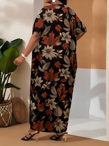 SHEIN Lady CURVE 大码女式夏季度假风印花V领拼接口袋连衣裙 - 彩色 - 查看 2