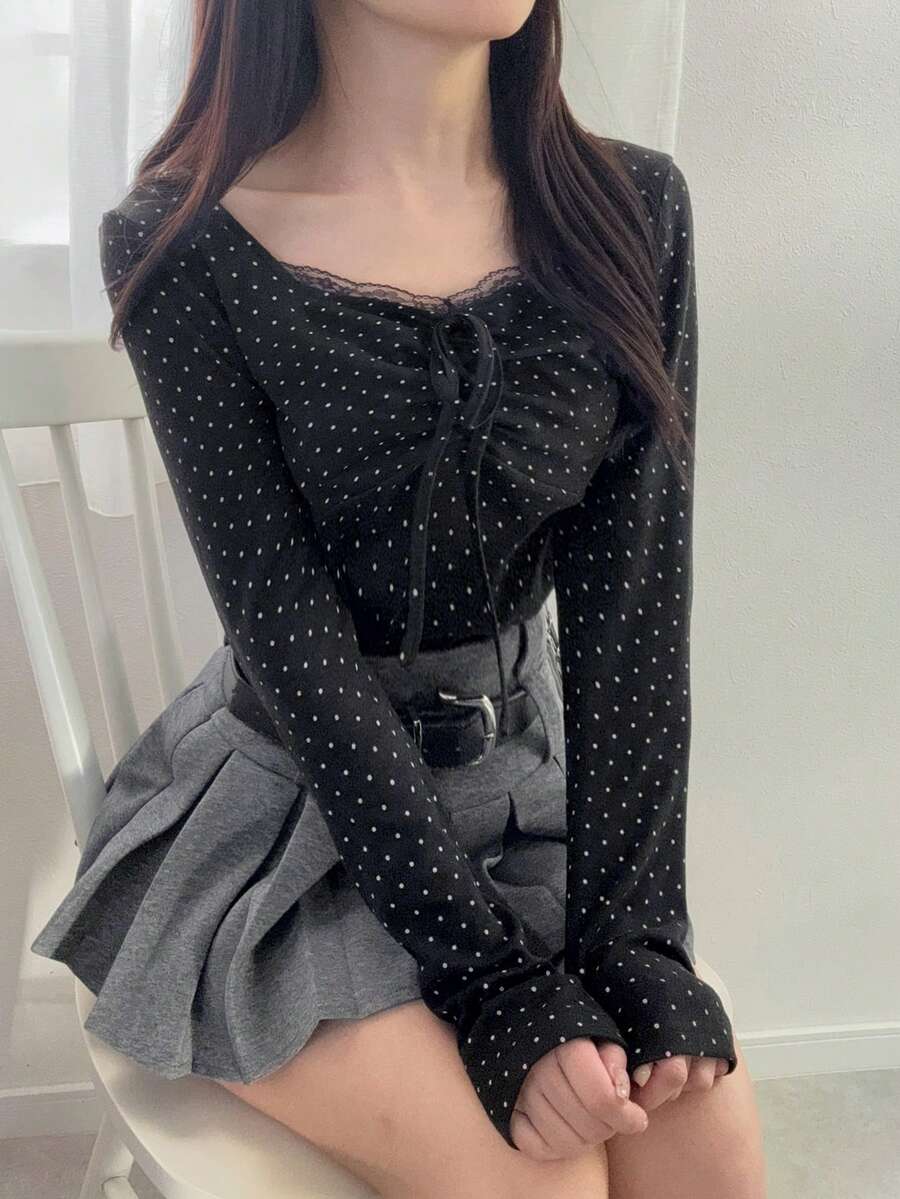 FRIFUL 女士优雅波点印花撞色蕾丝扭结前襟修身T恤，适合日常通勤，长袖 - 黑色 - 查看 1