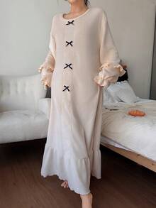 SHEIN Chemise de nuit pour femmes avec nœud papillon, volants et manches bouffantes en polaire de couleur unie