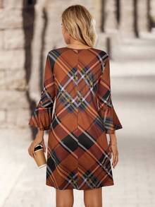 EMERY ROSE Đầm dài vừa cổ tròn họa tiết hình học thường ngày dành cho nữ - Màu nâu tối - Xem 2