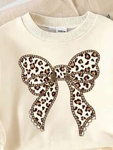 SHEIN Playful Pals 1 Set Baby Girls Casual Fashionable Cute Leopard Bow Pattern Crew Neck Sweatshirt And Leopard Print Flare Pants Outfit, Suitable For Autumn/Winter Outings, Fall Clothing