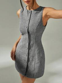 SHEIN PETITE 女士时尚通勤千鸟格前扣无袖迷你连衣裙 - 黑與白 - 查看 8