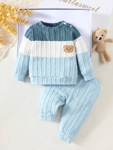 SHEIN 新生男宝宝针织提花三色拼接泰迪熊刺绣长袖衬衫搭配浅蓝色裤子两件套，秋季新款时尚，个性百搭，休闲简约，适合户外摄影 - 藍色 - 查看 2
