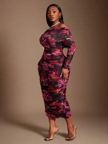 SHEIN SXY 大码女士优雅华丽性感基础款印花网纱紧身露肩褶皱网纱连衣裙 - 彩色 - 查看 7