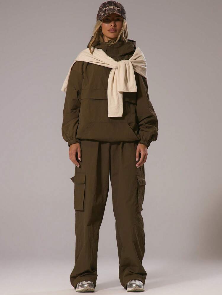 Musera Sport 运动图案印花连帽套头夹克，适合冬季运动、健身房锻炼等场合。 - 摩卡棕 - 查看 5