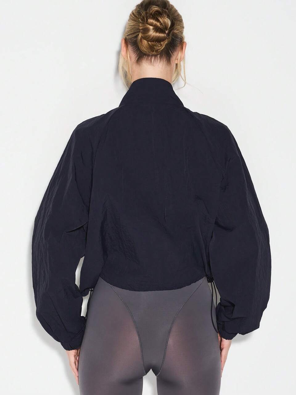 Giacca sportiva con chiusura lampo blu navy, con chiusura lampo frontale e cordino regolabile in vita, adatta per attività all'aperto