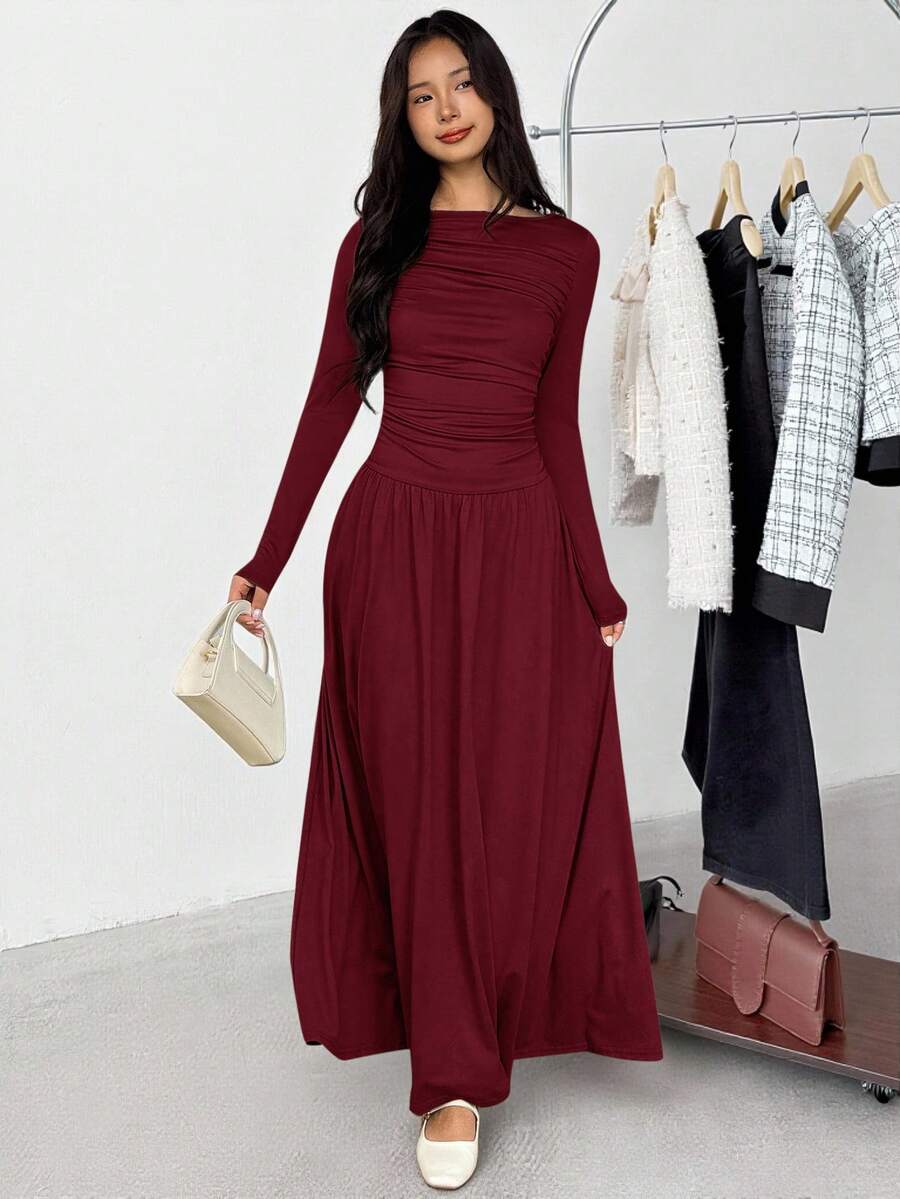Teen Girl Casual Minimalist Comfortable Long Sleeve Cinched Waist Mid-Length Dress