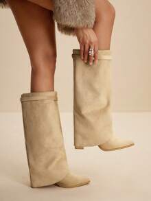 Daringsoles Women's Fashion Commuter Chunky High Heel Knee-High Boots For Christmas - Apricot - View 1