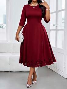 SHEIN Lady 大码纯色长袖连衣裙，简约时尚，适合夏季复活节、毕业典礼、婚礼宾客等场合，也适合商务休闲场合，是曲线身材女性秋季的理想选择。 - 酒紅色 - 查看 4