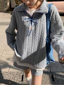 DAZY 2件套女士针织纹理蝴蝶结装饰上衣和短裤套装，韩版风格 - 灰色 - 查看 2