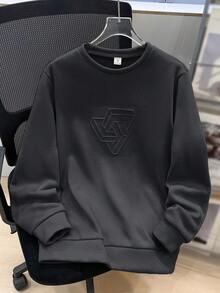 SHEIN Tween Boy Casual Loose Comfortable Versatile Plain Pattern Embossed Round Neck Sweatshirt, Suitable For School And Outdoor Sports,In Fall/Winter