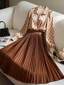 SHEIN Franclia 女士休闲通勤收腰连衣裙，纽扣衬衫式褶裥喇叭裙，卡其色波点连衣裙 - 棕色 - 查看 1