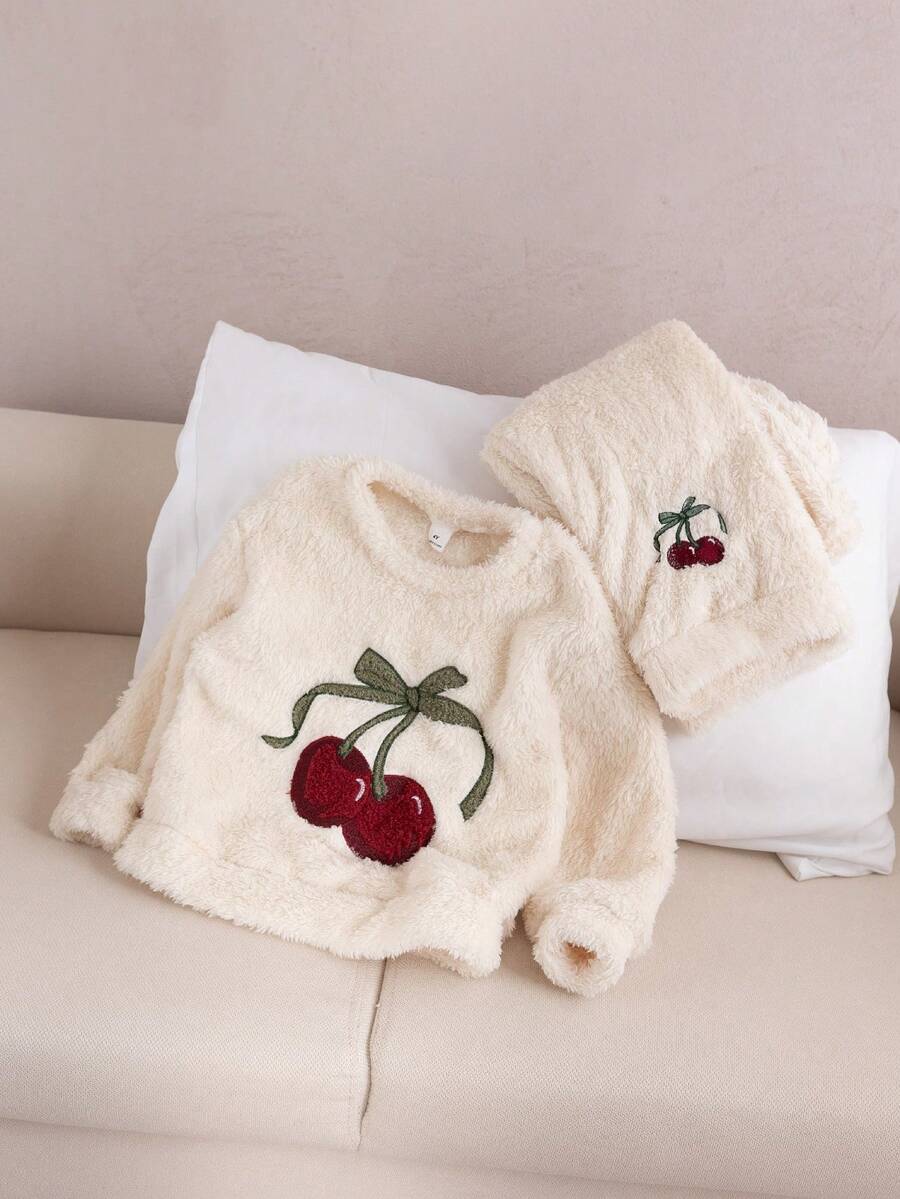 女童柔软抓绒双面蝴蝶樱桃刺绣睡衣套装，舒适保暖长袖上衣和裤子，秋冬家居服 - 杏色 - 查看 1