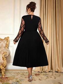 Cravure Plus Size Solid Color Mesh Patchwork Round Neck Elegant Long Sleeve Dress - Black - View 2