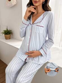 SHEIN 2pcs Maternity Contrast Stripe Print Chest Pocket Pajama Set, Winter
