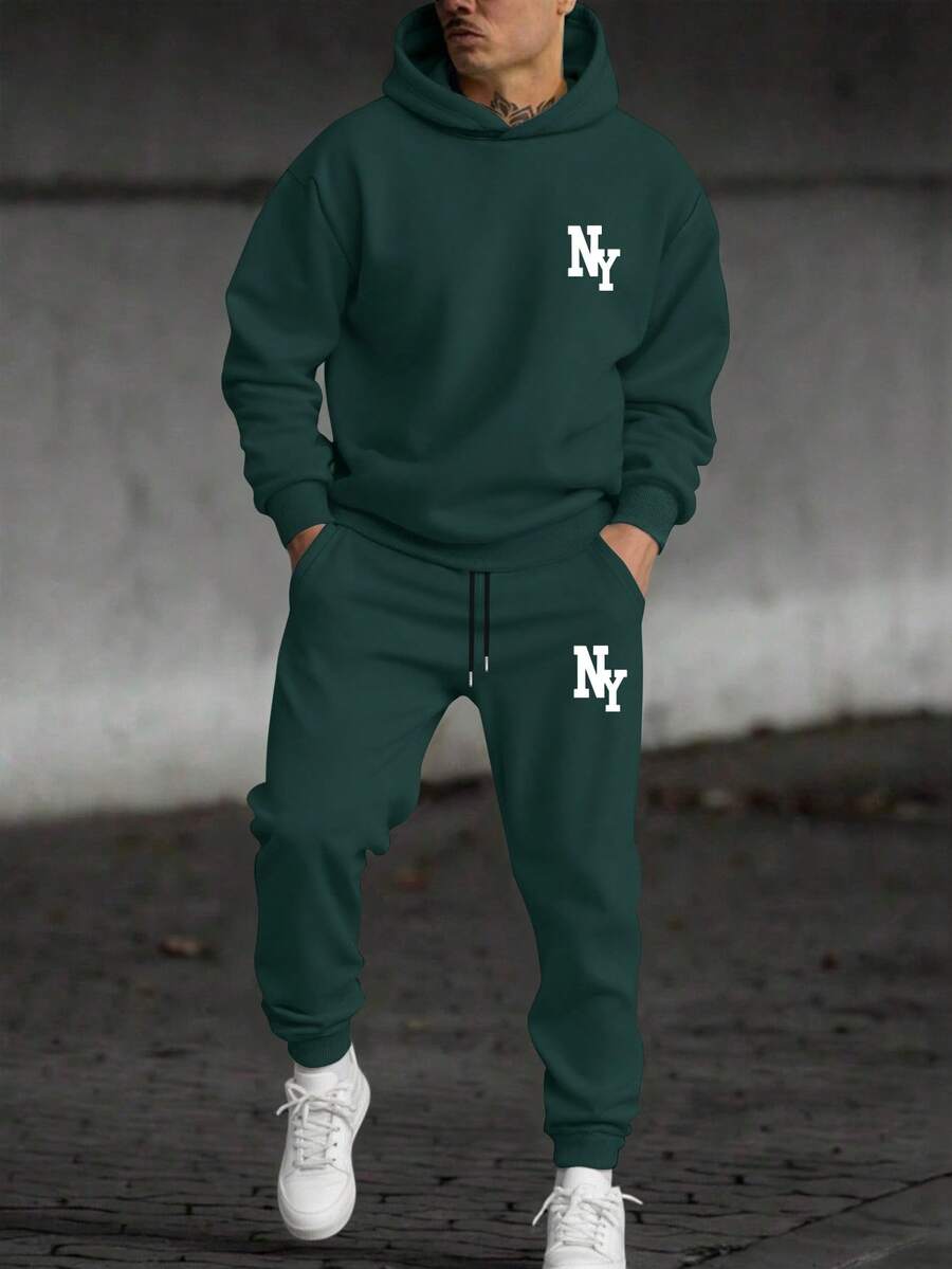 Manfinity Homme Bộ 2 quần nỉ và áo nỉ in chữ NY đơn giản, phong cách tối giản dành cho nam, mùa thu/đông - Màu xanh lá cây đậm - Xem 1