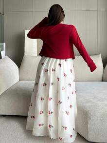 Vibekara Bộ 2 món áo len cardigan tay dài cỡ lớn kèm váy chắp vá xếp ly dáng chữ A không tay in họa tiết - Nhiều màu - Xem 2
