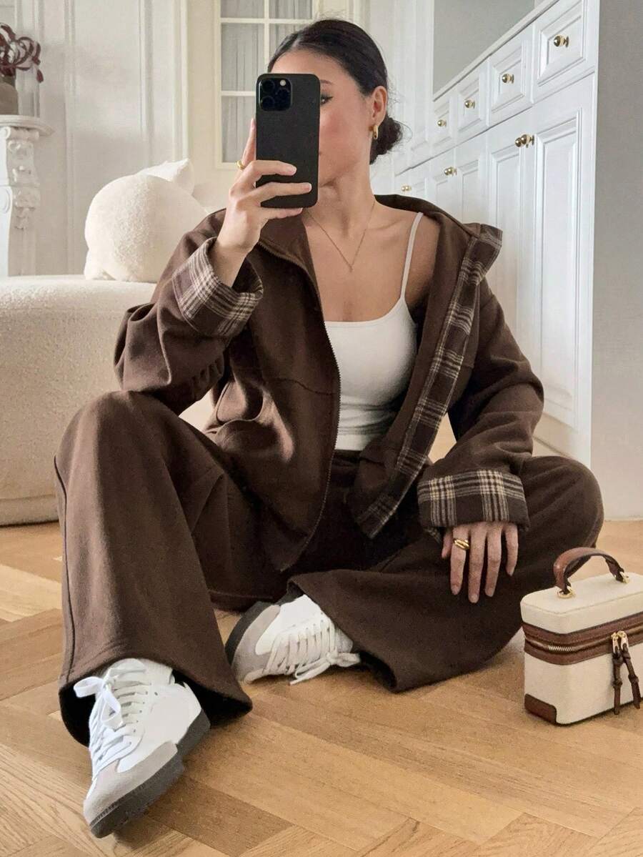 DAZY 女士时尚休闲撞色格纹卫衣裤两件套运动服套装女式连帽家居服套装 - 棕色 - 查看 1