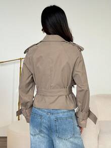 SHEIN PETITE 秋季 适度 旧钱 闪光 节日 聚会 感恩节 狂欢 节日 郊游 游泳 度假 波西米亚风 波西米亚风 海滩 热门 户外 层次丰富 婚礼 季节 宴会 成人礼 海滩 海边 短款褶皱 女式纯色长袖风衣 短款风衣 灰色夹克 女式风衣 腰带夹克 短款夹克 - 卡其色 - 查看 9