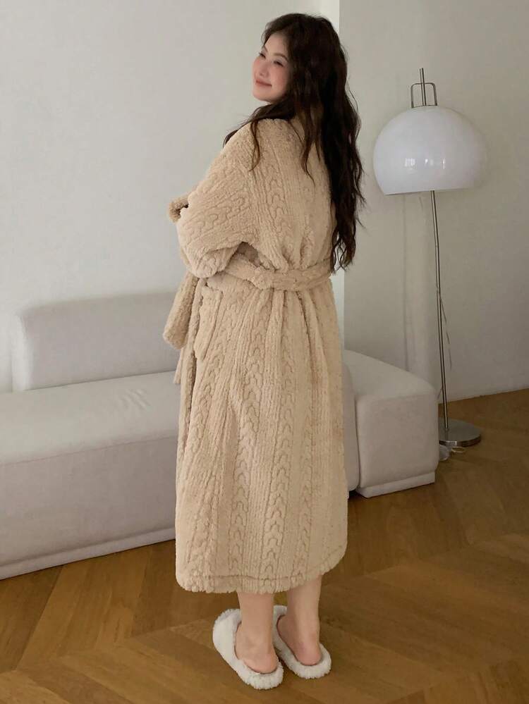 Dazy Plus Thermal Lined Loose Tie-Up Long Robe, Elegant Plus Size Women Sleepwear For Autumn/Winter