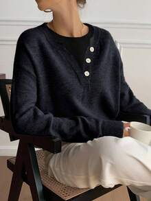 DAZY Áo len cổ Henley phối màu giản dị, chất liệu mềm mại, kiểu dáng 2 trong 1 dành cho nữ. - Màu xanh hải quân - Xem 7