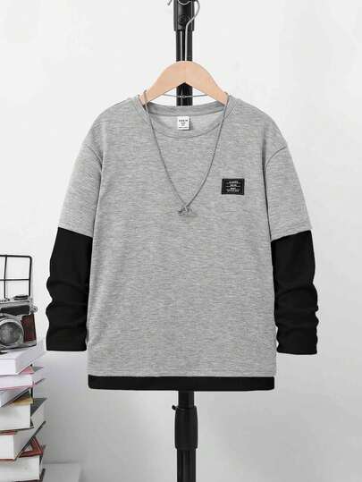 SHEIN Koszulka z dzianiny z długim rękawem i kontrastowym nadrukiem w kontrastowym kolorze dla chłopców w stylu tween boy, jesień