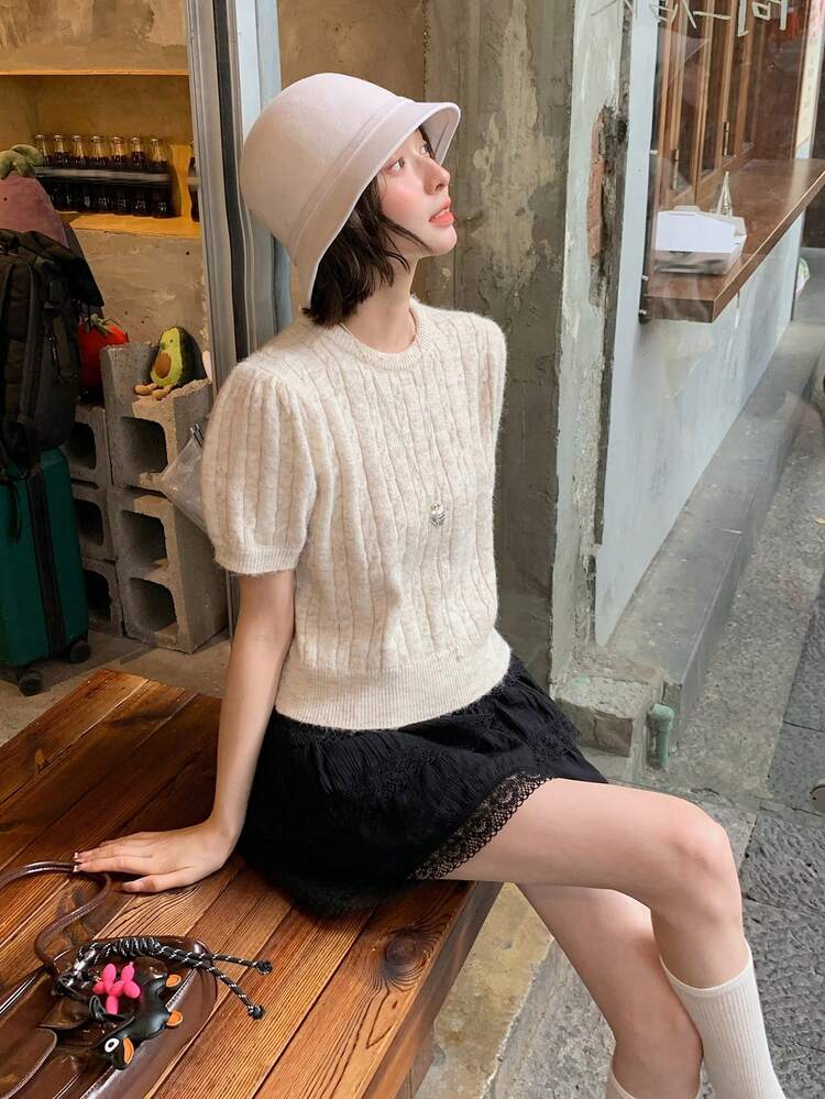 Women's Solid Color Round Neck Short Sleeve Knit Top, Korean Style, Autumn/Winter