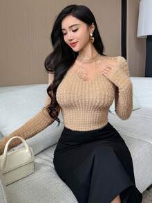 DAZY 女士修身立领长袖T恤，饰有磨毛蕾丝拼接，时尚百搭，适合婚礼、派对、返校活动以及秋冬春季穿着。 - 卡其色 - 查看 9