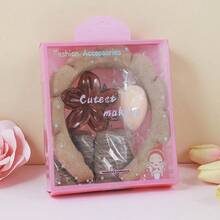 Zazumi 5件套女孩海绵SPA头带腕带，配大花朵发爪夹礼盒，发饰套装，精美礼盒包装，适合派对送礼和日常使用 - 彩色 - 查看 18